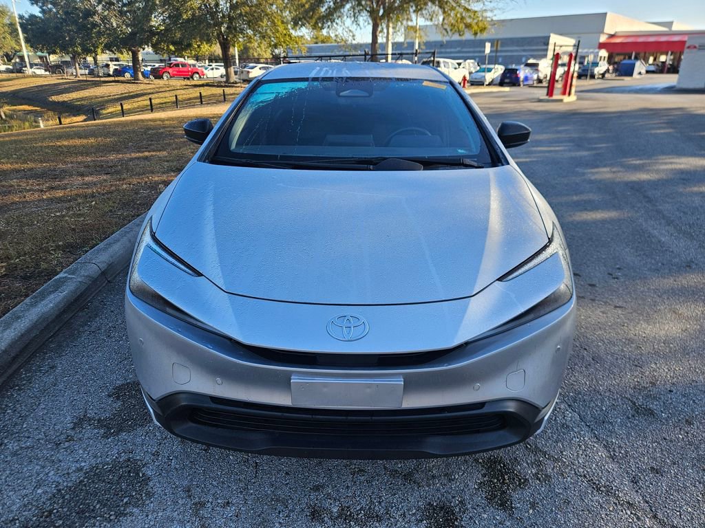 Used 2023 Toyota Prius LE image 8