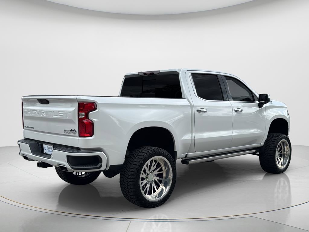 Used 2021 Chevrolet Silverado 1500 High Country w/ Technology Package image 24
