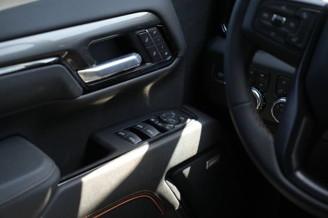New 2026 GMC Sierra 2500 AT4 w/ AT4 Premium Plus Package AWD/4WD image 15
