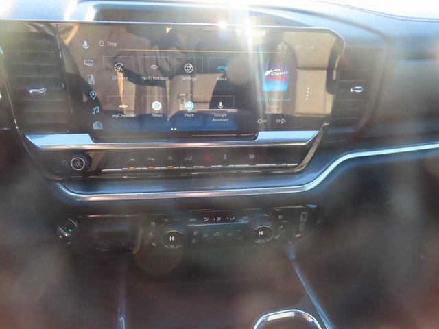 Certified 2025 Chevrolet Silverado 1500 High Country w/ Technology Package image 29