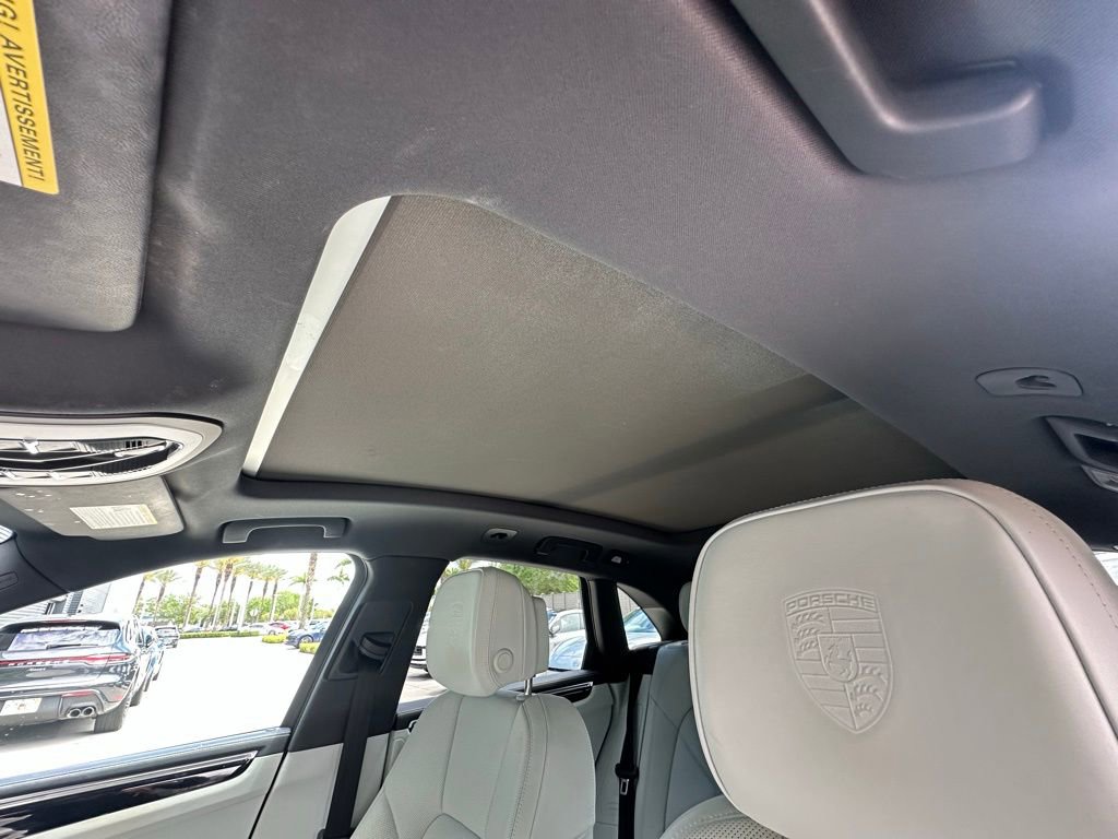 Certified 2023 Porsche Macan S image 26