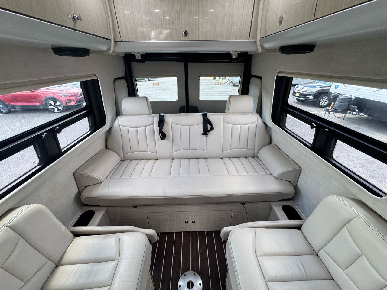 Used 2015 Mercedes-Benz Sprinter 3500 image 33