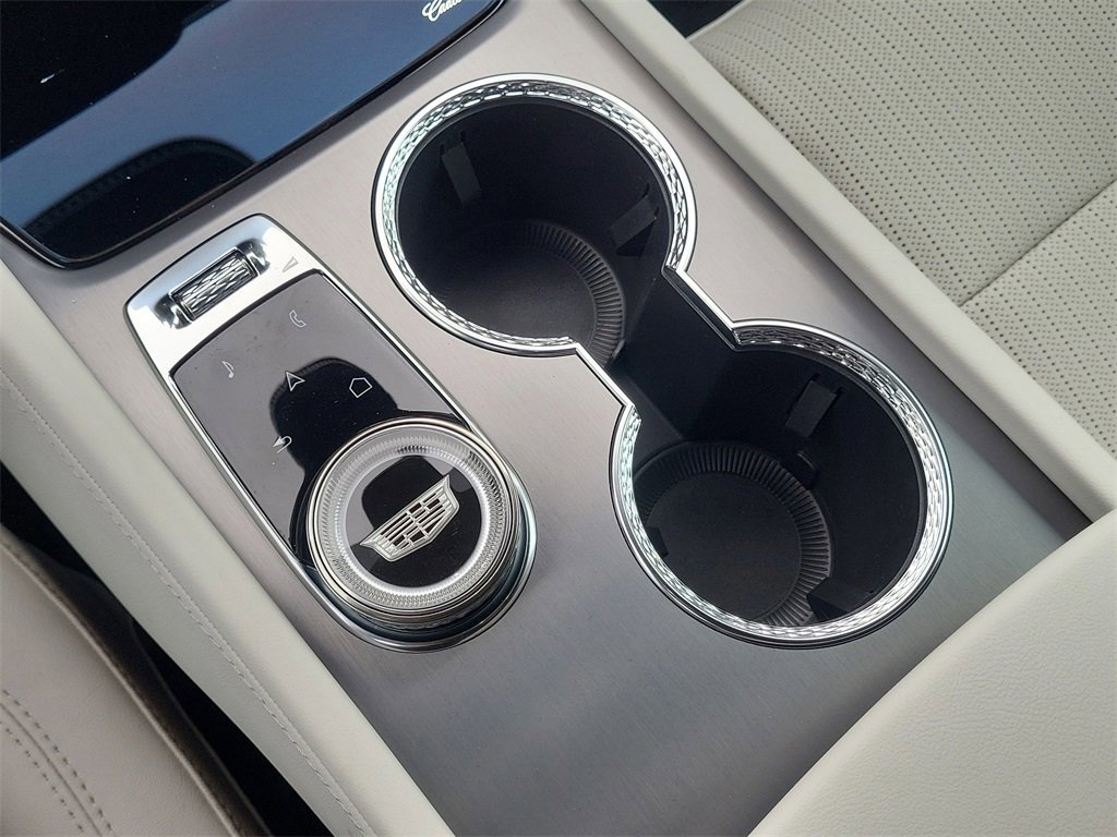 New 2026 Cadillac Vistiq Sport image 21