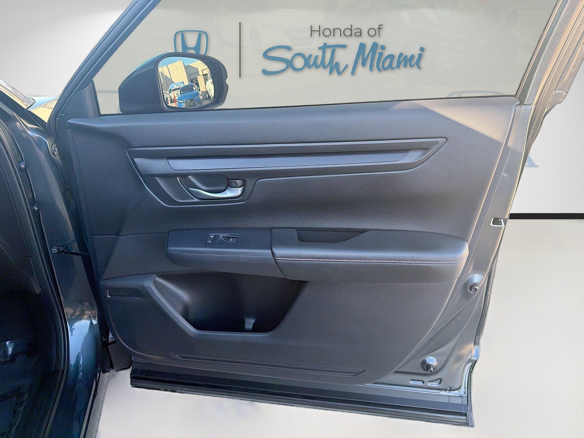 Certified 2025 Honda CR-V Sport image 33