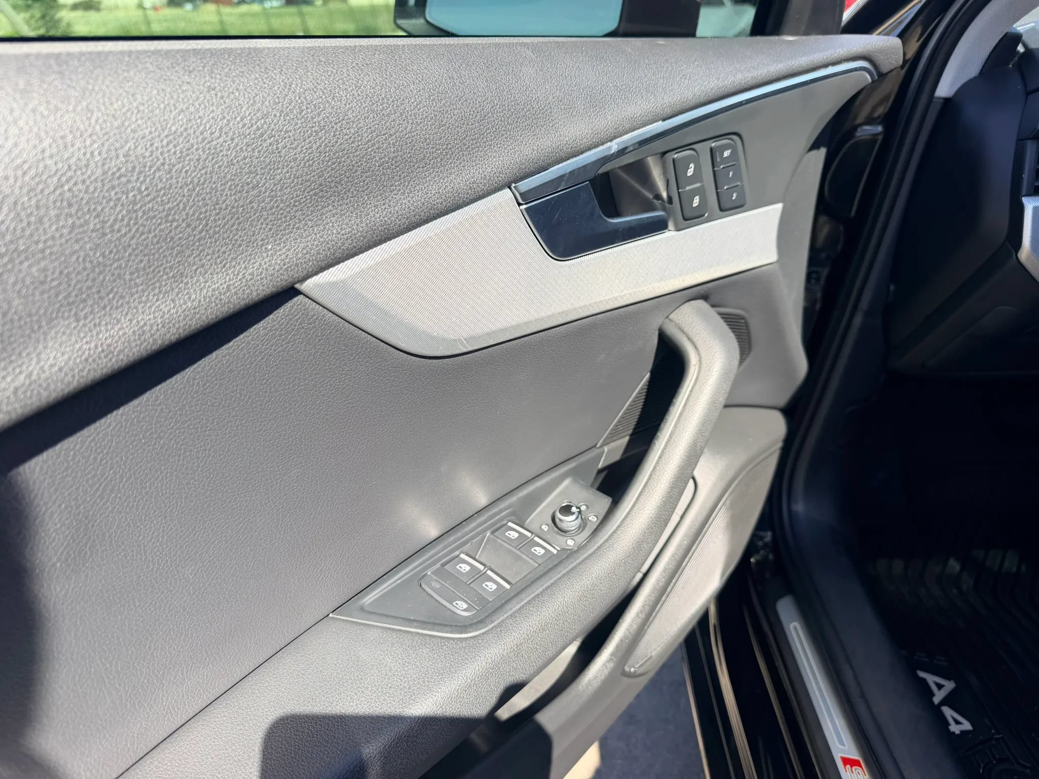 Used 2017 Audi A4 2.0T Premium Plus AWD/4WD image 10