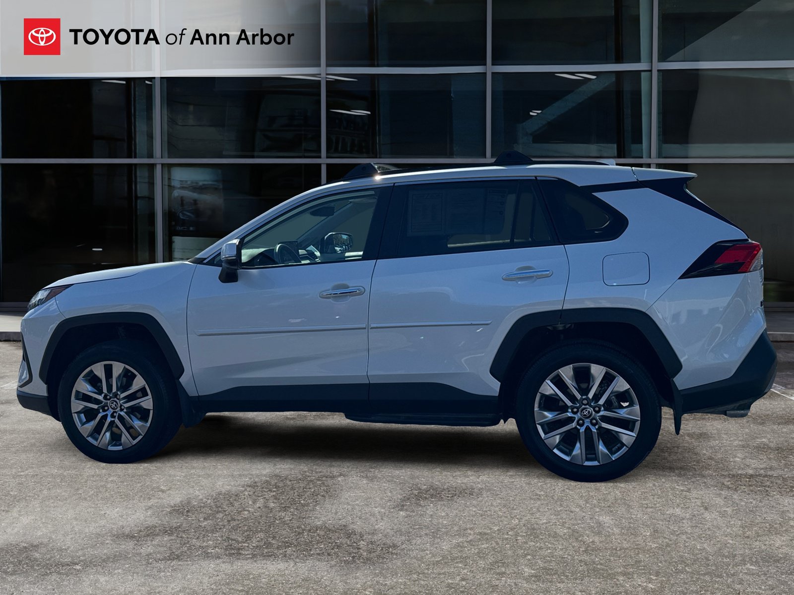 Used 2024 Toyota RAV4 Limited w/ Advanced Technology Package AWD/4WD image 10