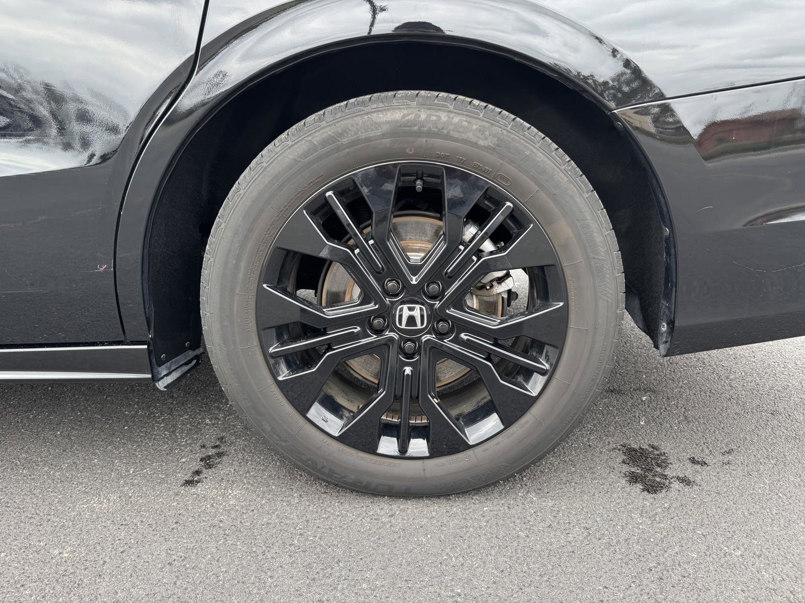 Used 2025 Honda Odyssey Sport-L image 43