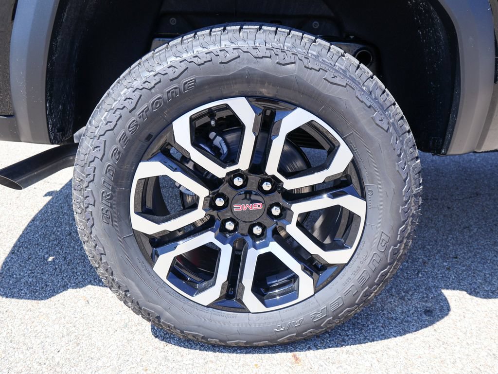 New 2026 GMC Canyon AT4 w/ Nightfall Essentials Package AWD/4WD image 31