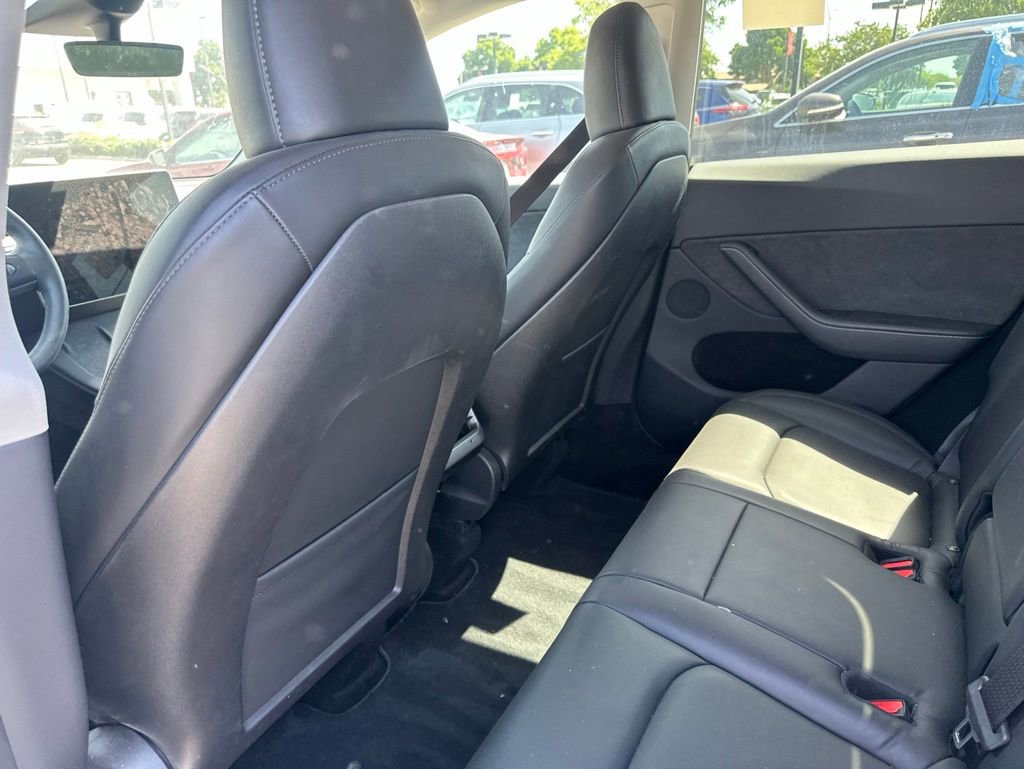 Used 2023 Tesla Model Y Long Range AWD/4WD image 7