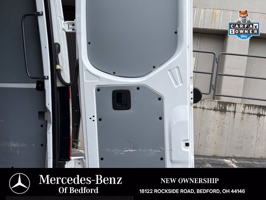 Used 2024 Mercedes-Benz Sprinter 2500 image 13