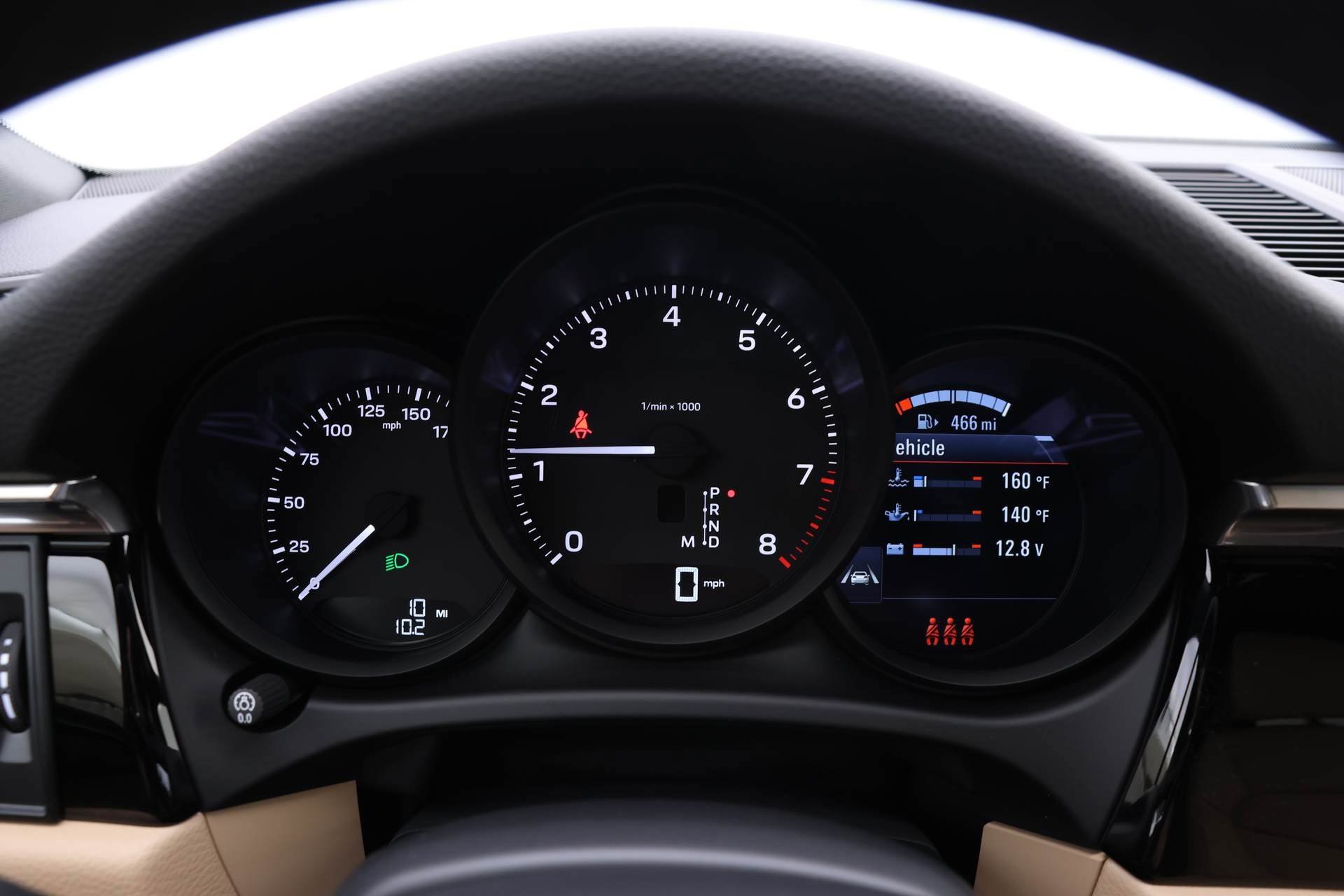 Used 2025 Porsche Macan image 25