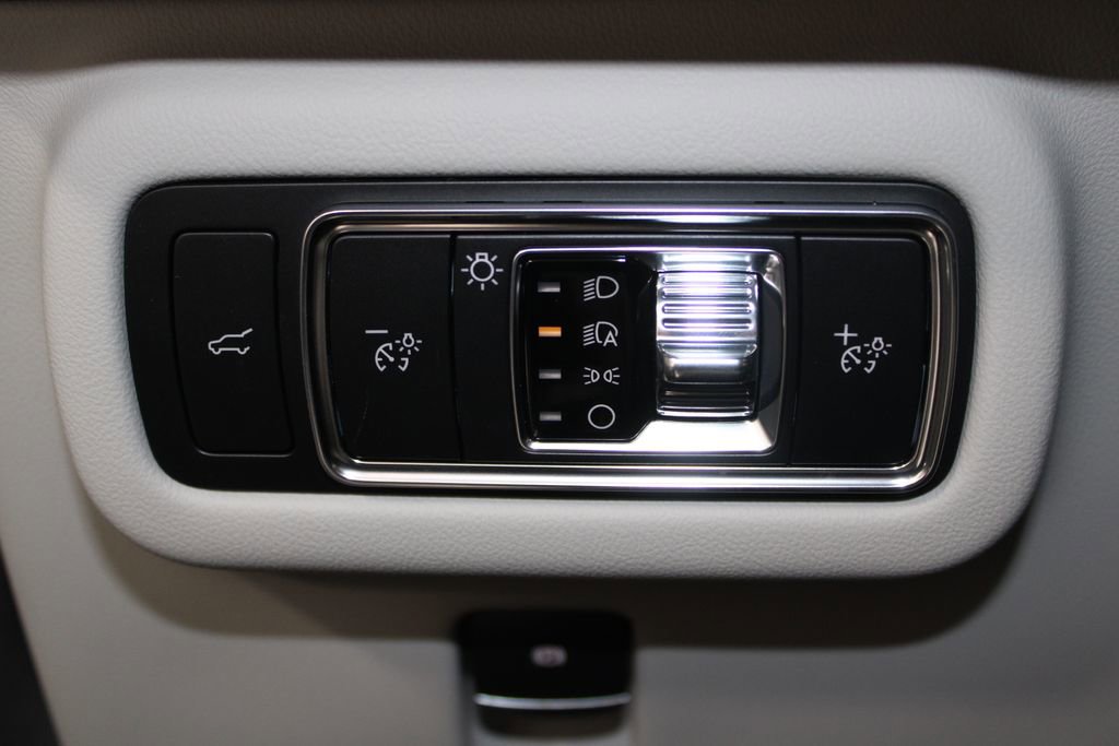 New 2026 Lincoln Nautilus Premier w/ Equipment Group 102A image 42