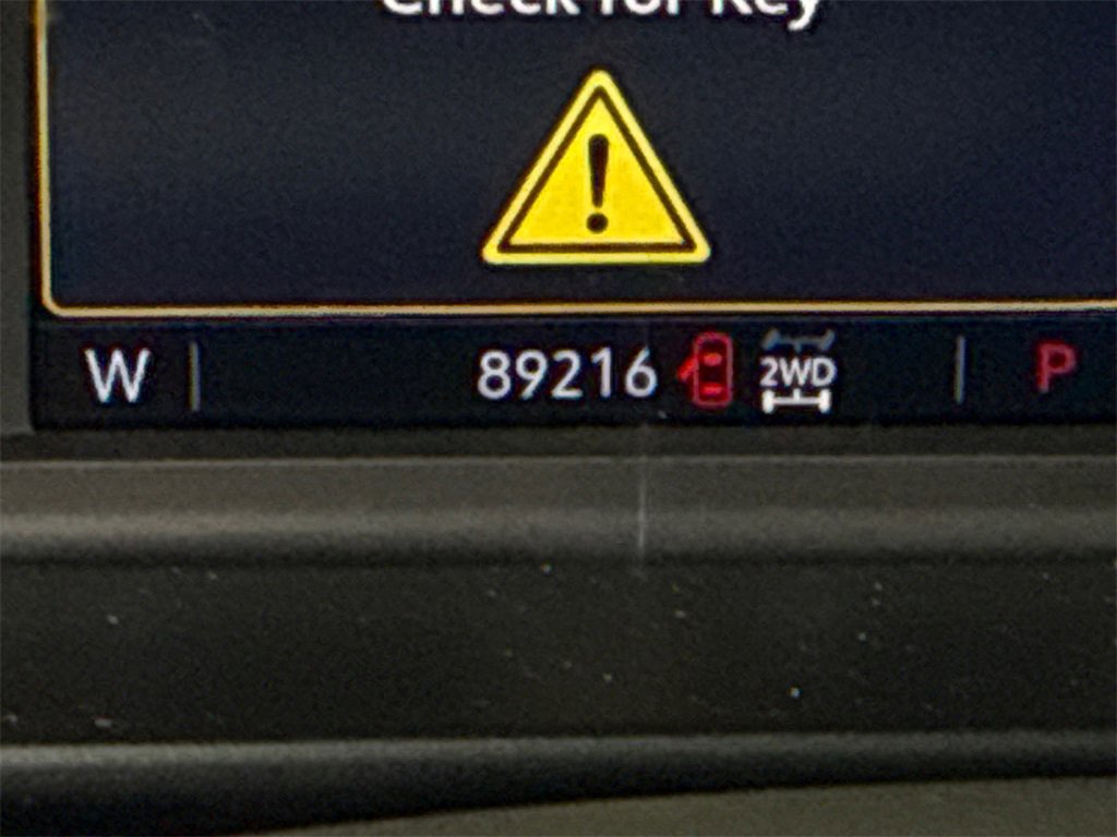 Used 2021 Chevrolet Tahoe Z71 w/ Rear Media and Nav Package image 31