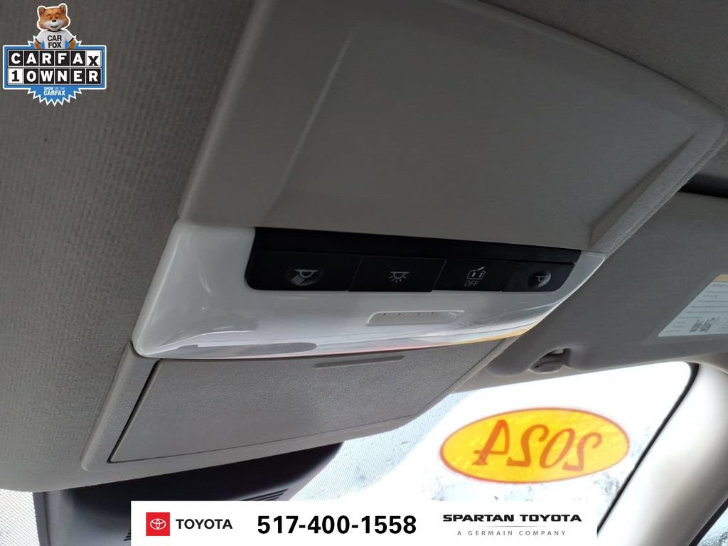 Used 2024 Nissan Sentra SV FWD image 20