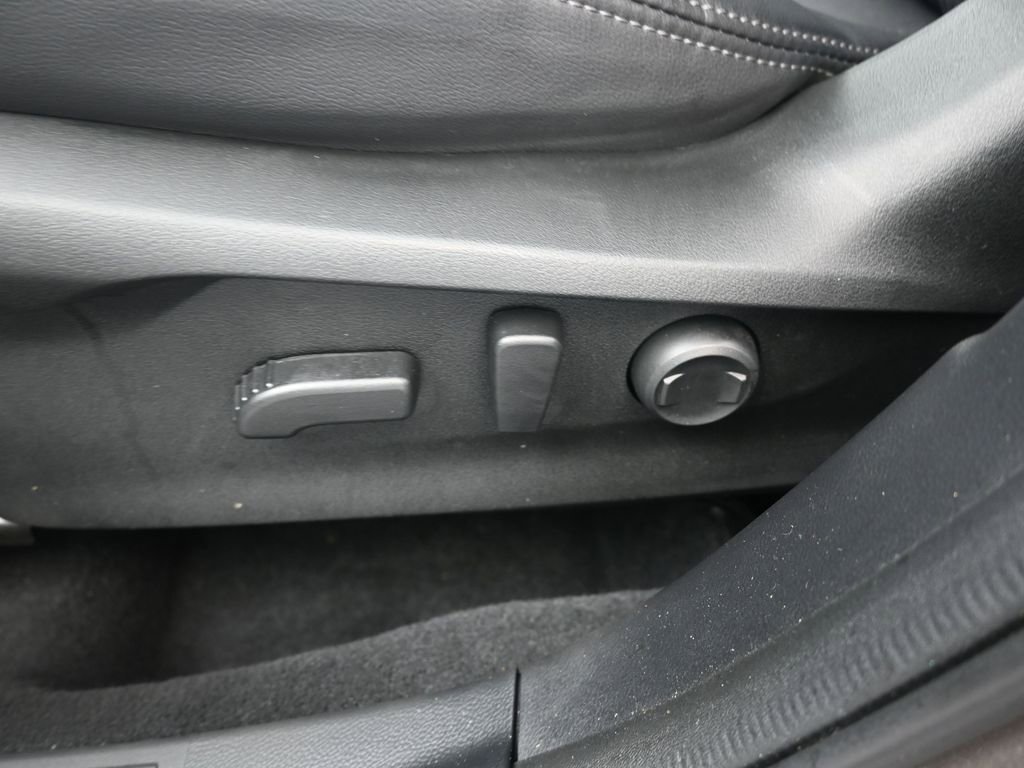 Used 2024 Subaru Forester Touring w/ POP Package 3 image 16