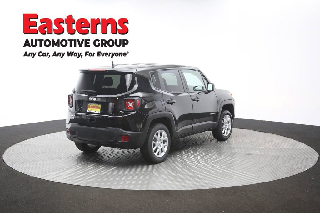 Used 2023 Jeep Renegade Latitude AWD/4WD image 40