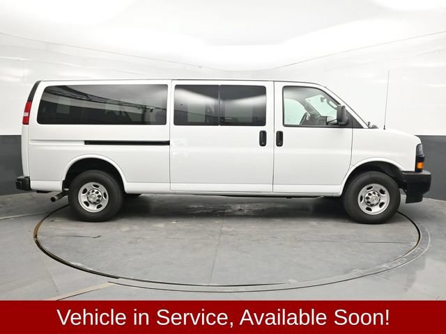 Used 2024 Chevrolet Express 3500 LS RWD image 8
