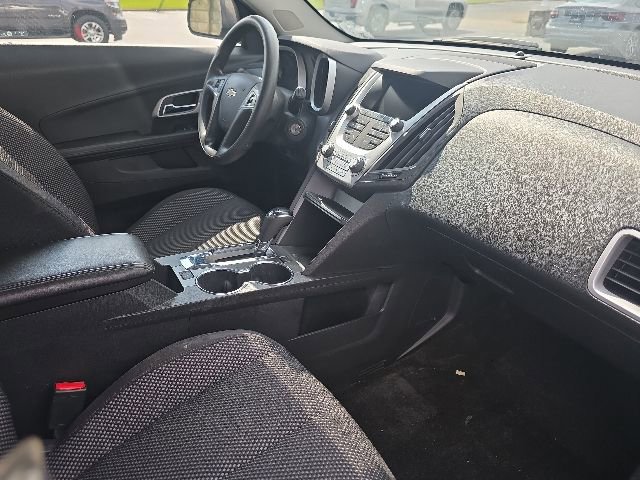 Used 2017 Chevrolet Equinox LS AWD/4WD image 9