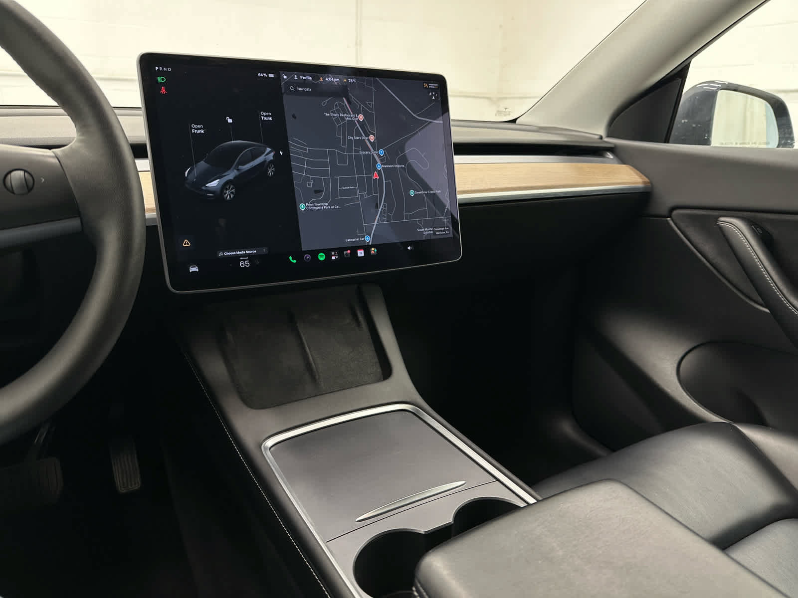 Used 2021 Tesla Model Y Long Range AWD/4WD image 27
