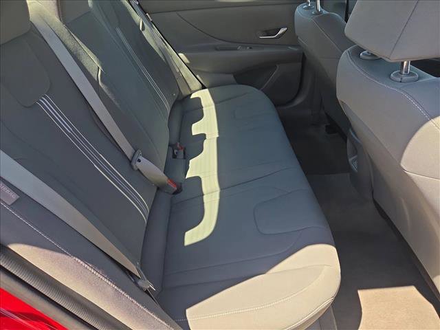 Used 2024 Hyundai Elantra SEL FWD image 20