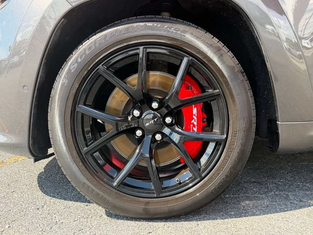 Used 2021 Jeep Grand Cherokee SRT AWD/4WD image 10