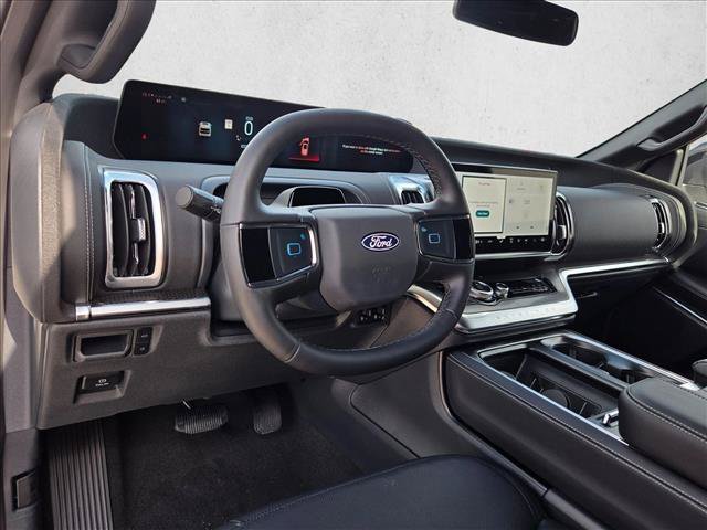 New 2027 Ford Expedition Max Platinum w/ Stealth Appearance Package RWD image 3