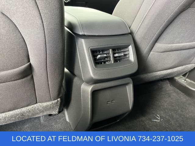 Certified 2025 Chevrolet Equinox EV LT FWD image 20