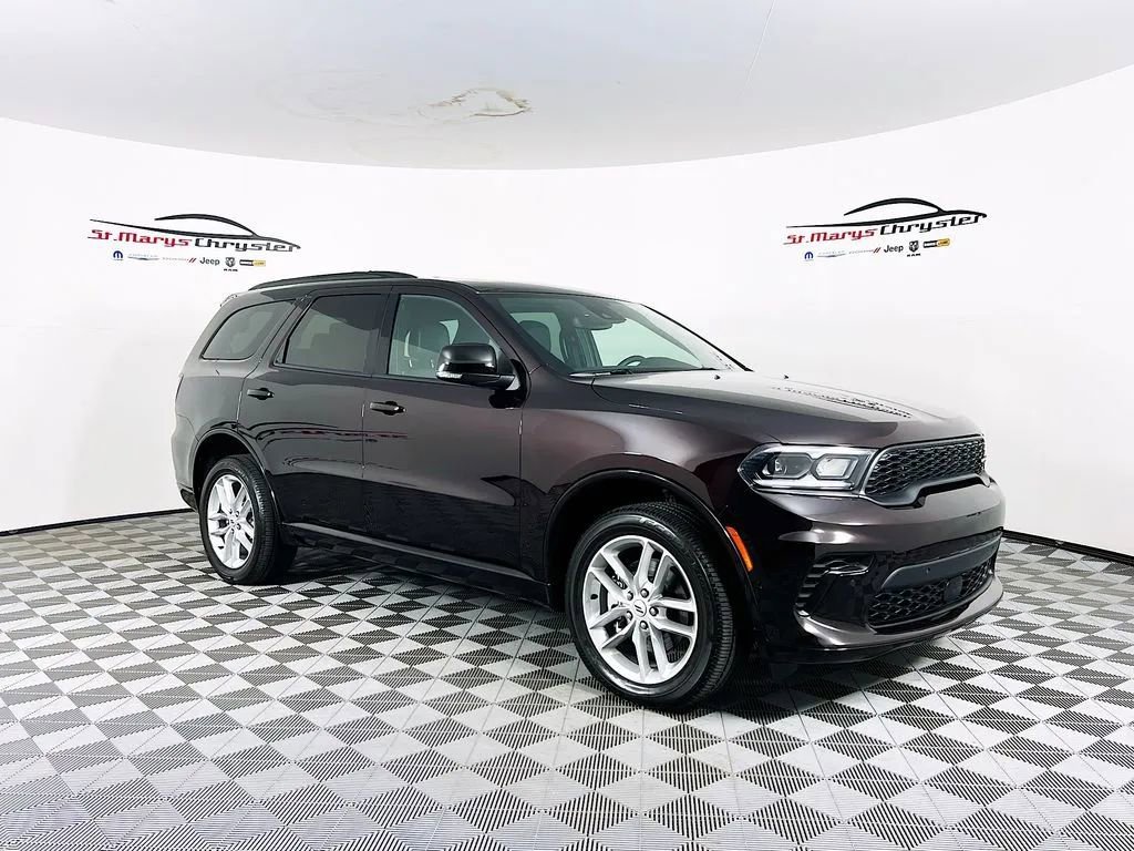 Used 2025 Dodge Durango GT image 1