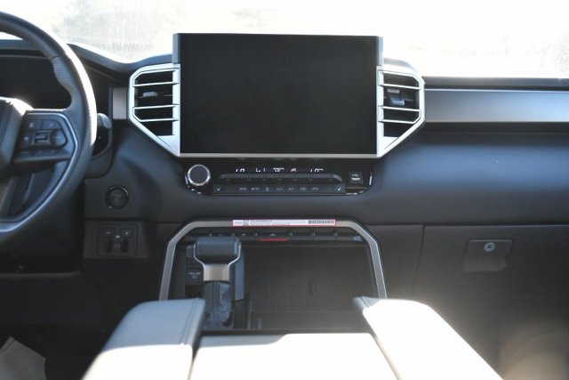 Used 2025 Toyota Sequoia SR5 image 11