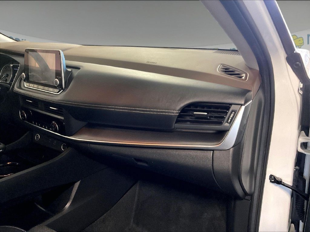Certified 2023 Nissan Rogue SV AWD/4WD image 12