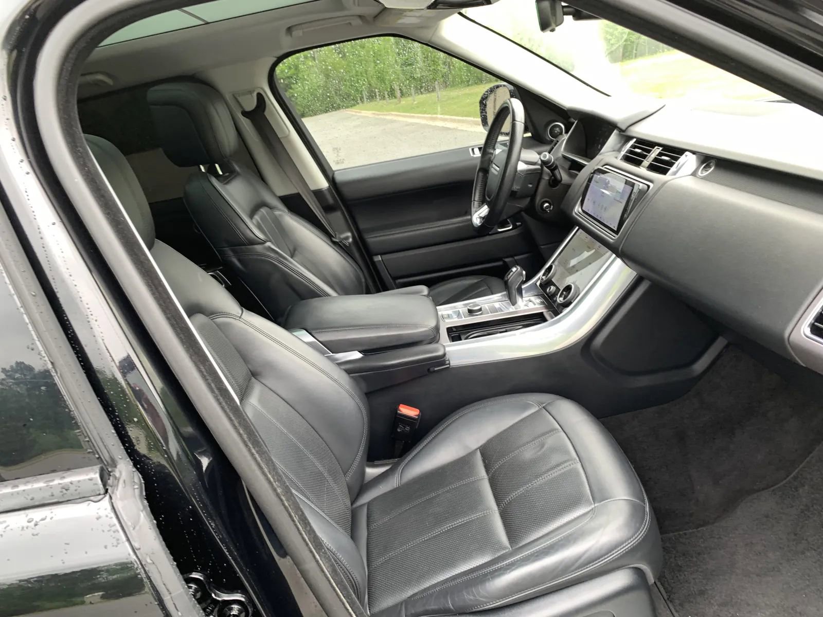Used 2020 Land Rover Range Rover Sport HSE AWD/4WD image 31