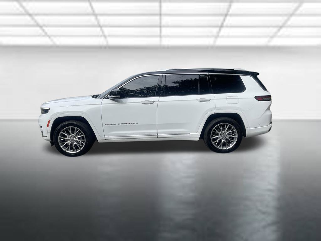 Used 2024 Jeep Grand Cherokee L Summit AWD/4WD image 2