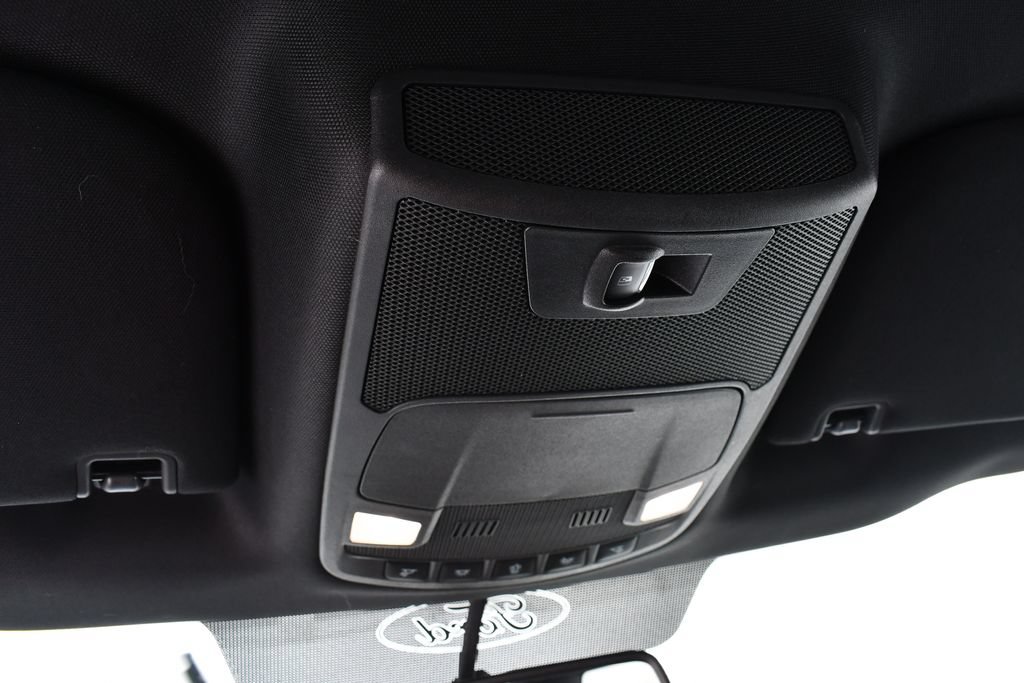 Used 2018 Ford F150 XLT w/ Equipment Group 302A Luxury AWD/4WD image 35