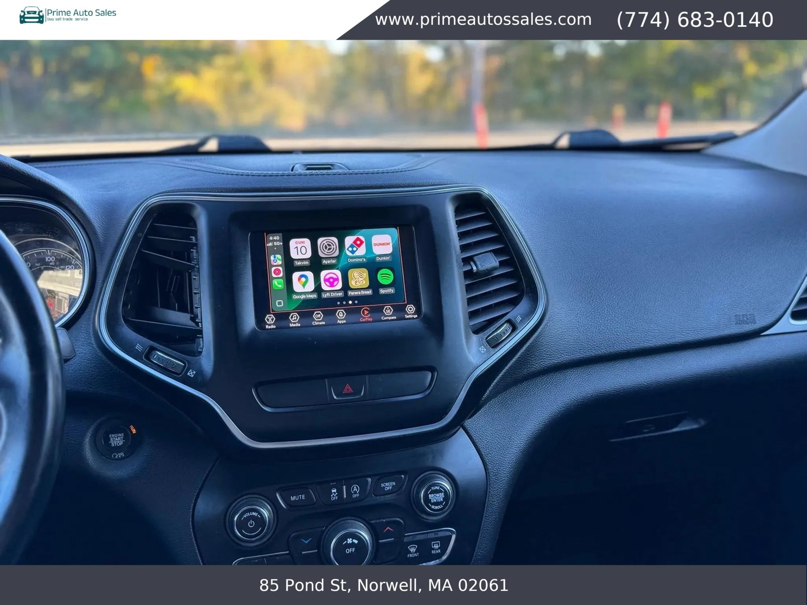 Used 2019 Jeep Cherokee Latitude Plus AWD/4WD image 17