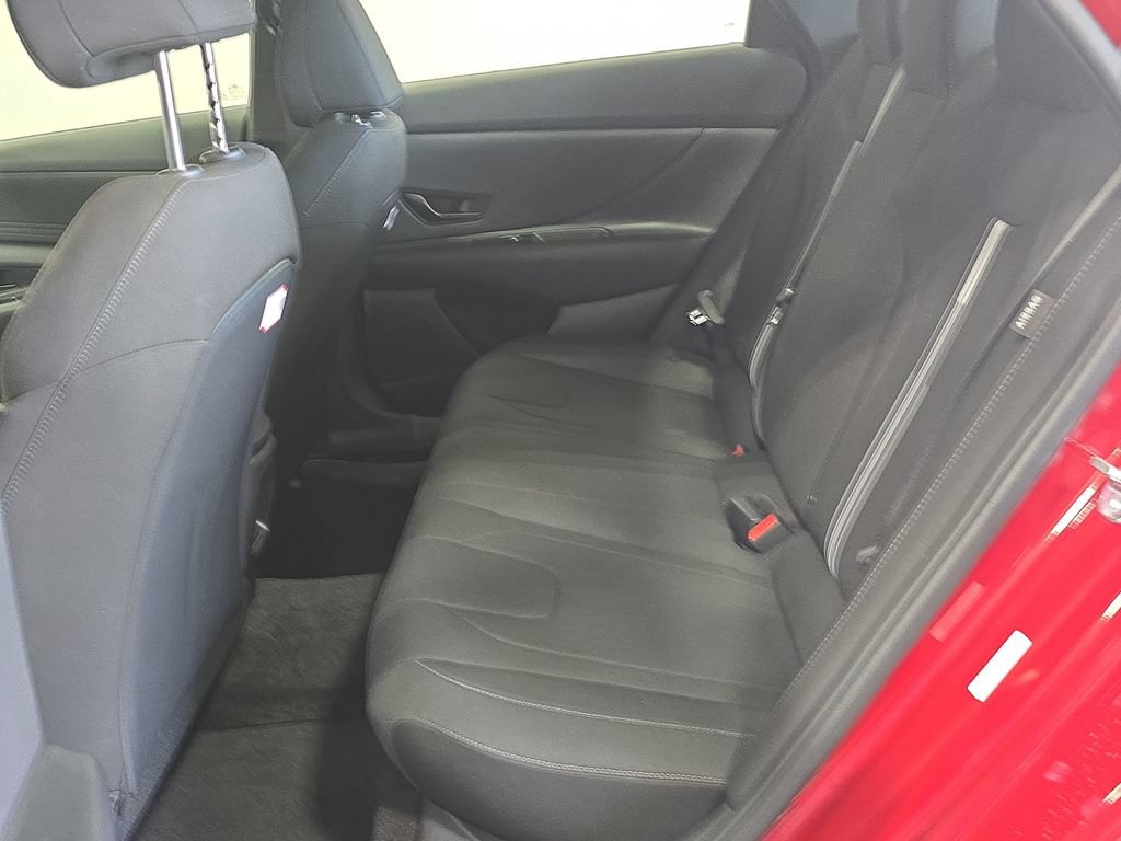 Certified 2026 Hyundai Elantra Sport FWD image 25