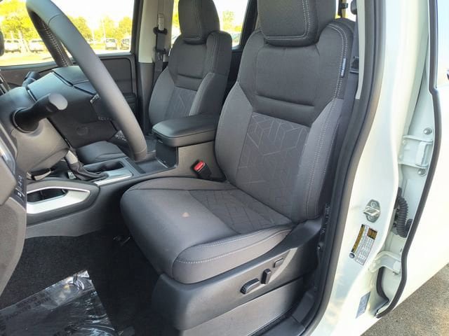 New 2026 Nissan Frontier SV w/ SV Convenience Package image 6