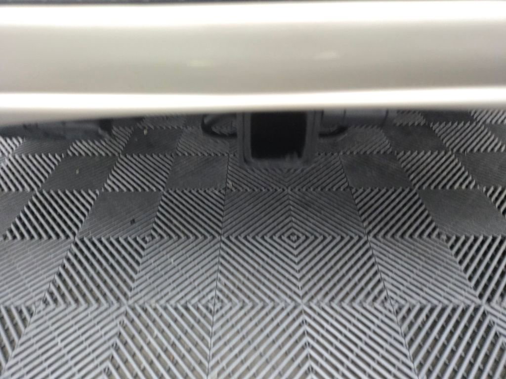 Used 2023 GMC Savana 2500 image 5