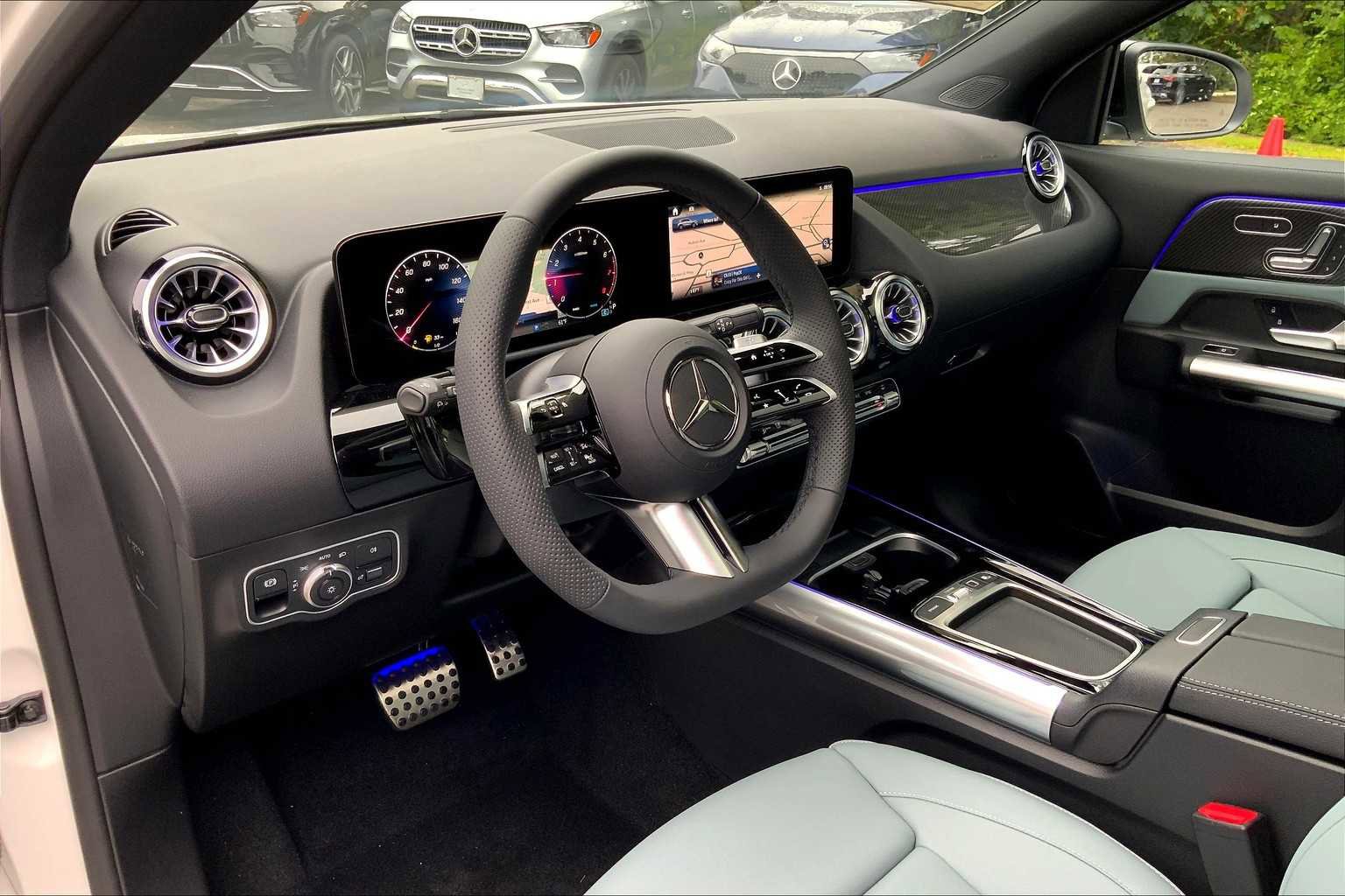 New 2026 Mercedes-Benz GLA 250 4MATIC image 9