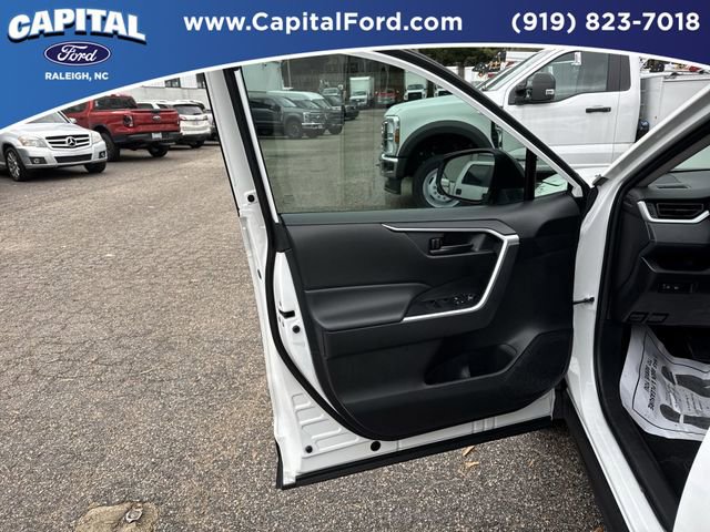 Used 2024 Toyota RAV4 LE image 19