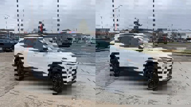 New 2026 Chevrolet Trax ACTIV w/ Driver Confidence Package image 2