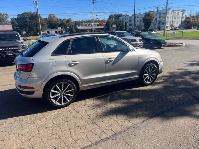 Used 2018 Audi Q3 2.0T Premium Plus w/ Premium Plus Package AWD/4WD image 17