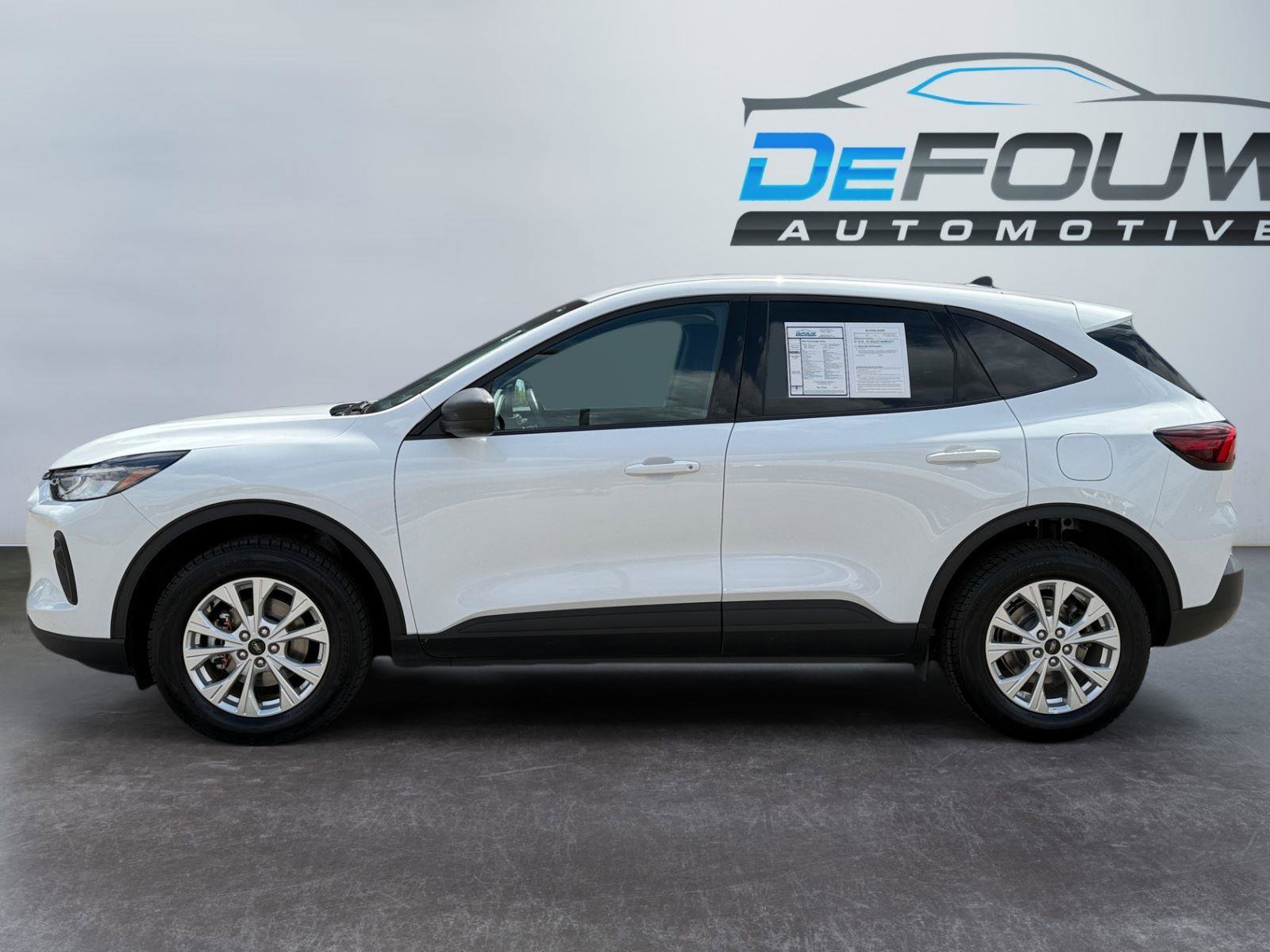 Used 2025 Ford Escape Active AWD/4WD image 6