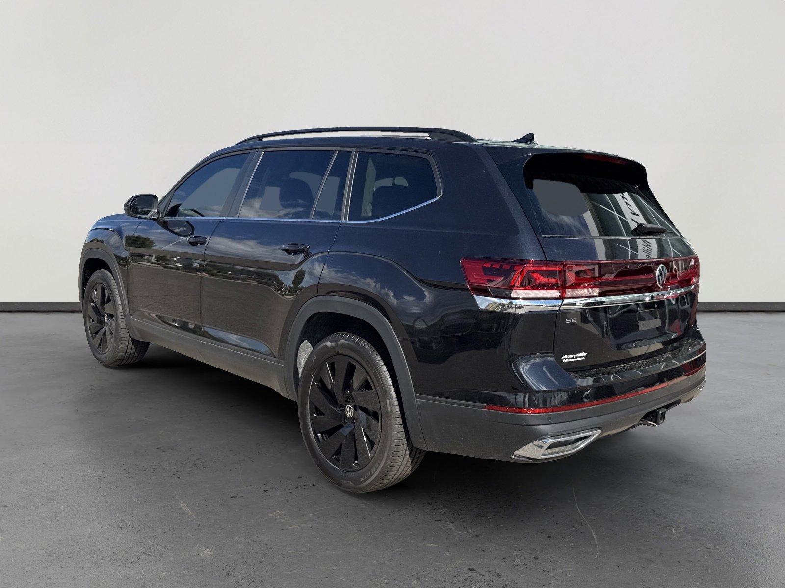 New 2026 Volkswagen Atlas SE image 4