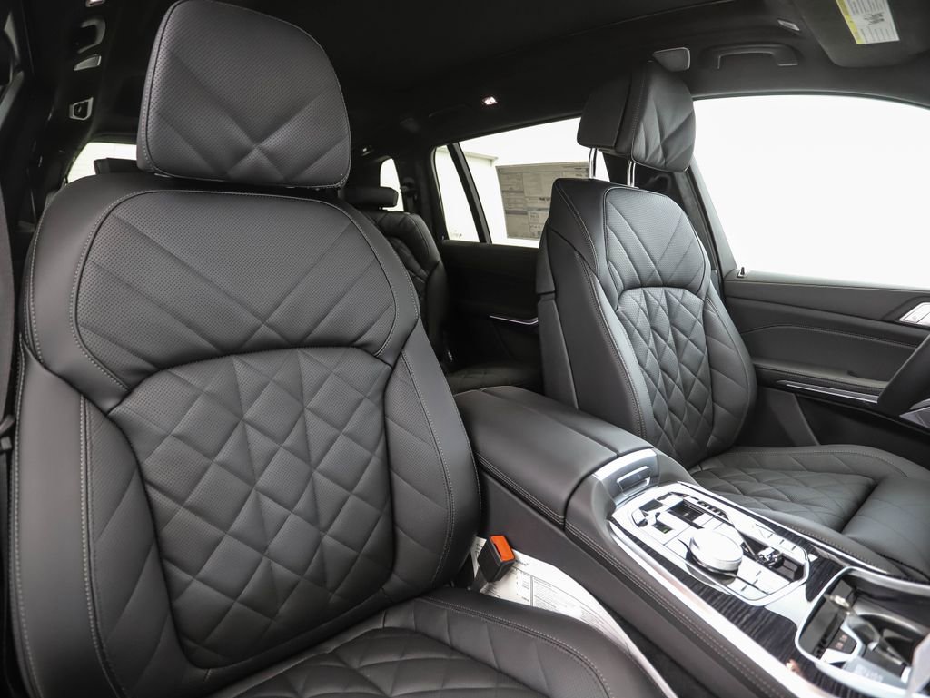 New 2026 BMW X7 xDrive40i image 40