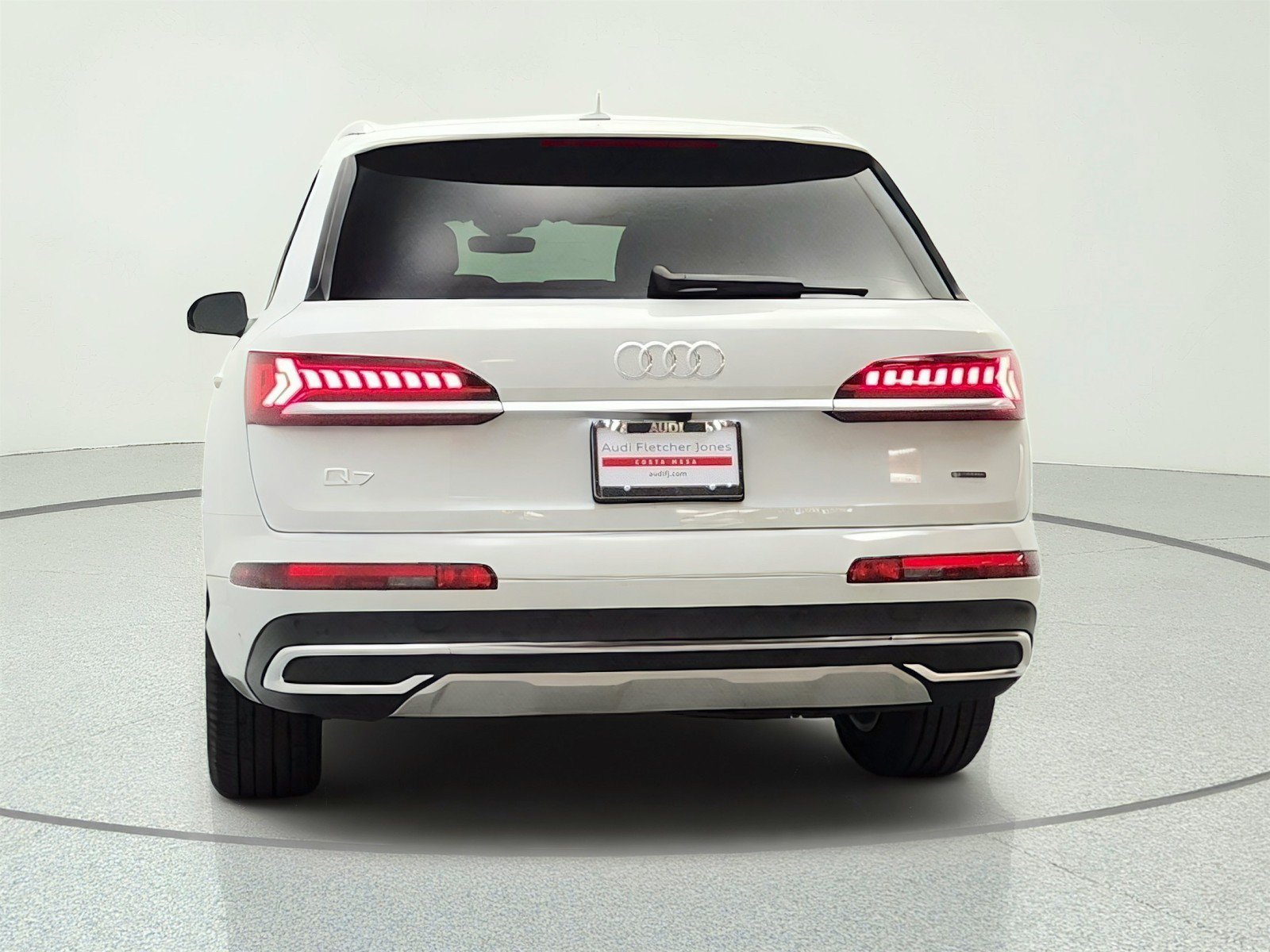 Used 2023 Audi Q7 2.0T Premium Plus w/ Premium Plus Package AWD/4WD image 6