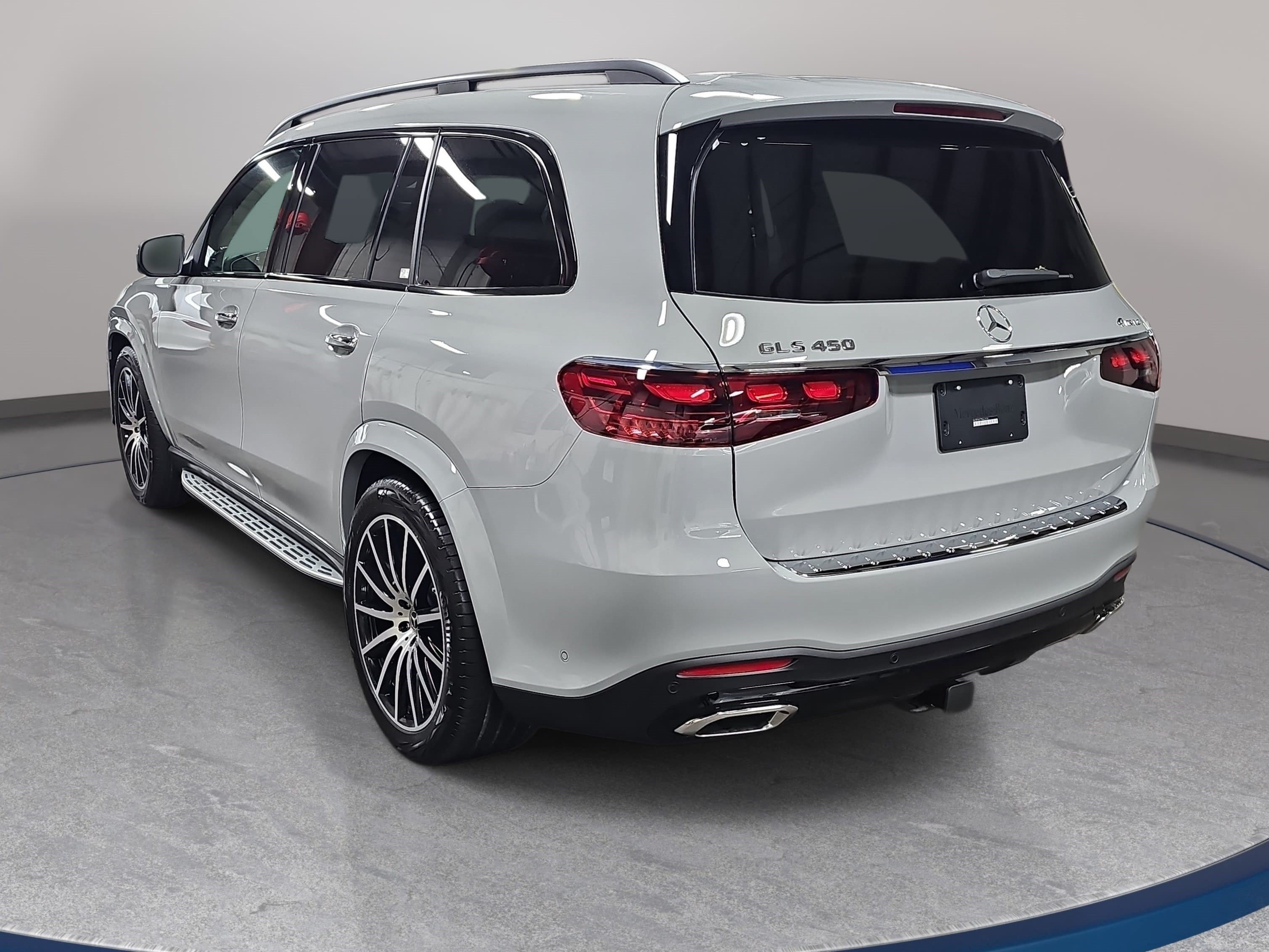 New 2026 Mercedes-Benz GLS 450 4MATIC image 7