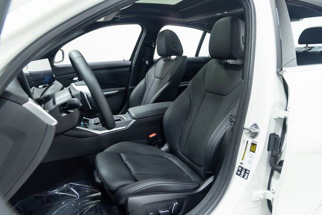 Certified 2025 BMW 330i xDrive Sedan w/ Premium Package image 20