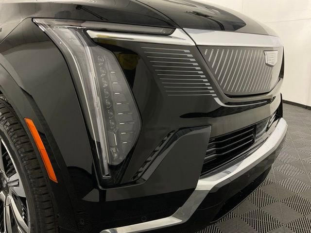 New 2025 Cadillac Escalade IQ Luxury 1 w/ Smart Trailering package image 11