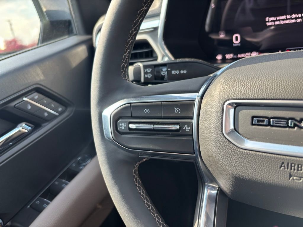 Used 2025 GMC Canyon Denali image 33