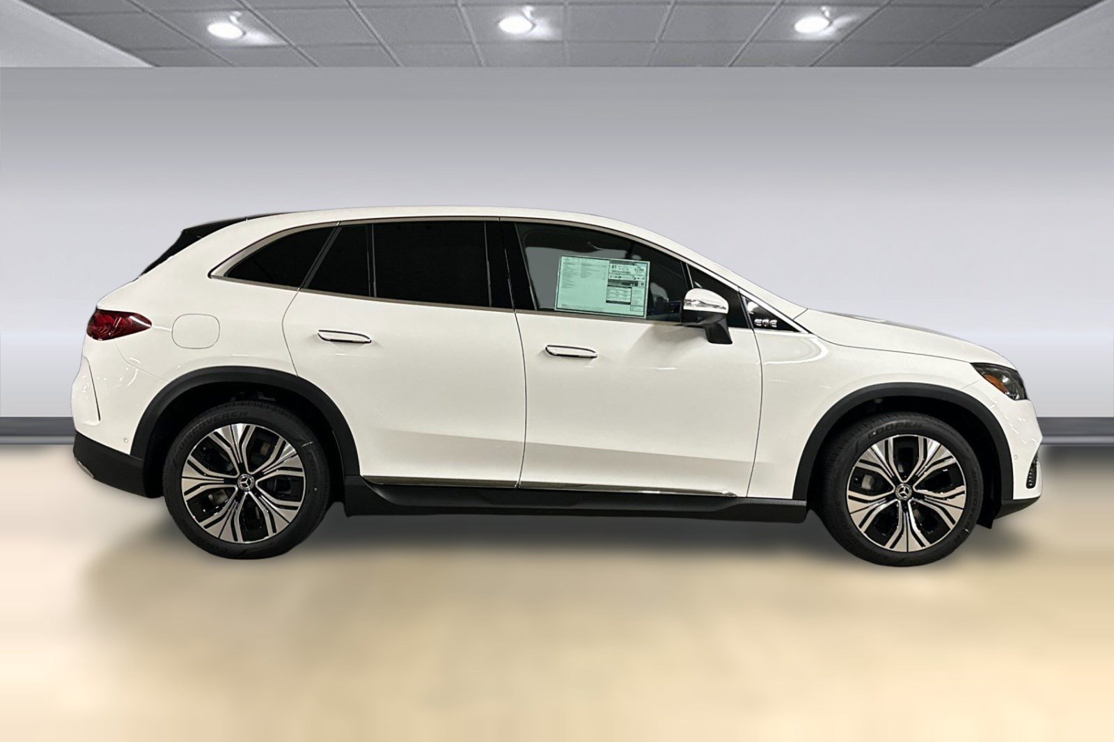 Used 2026 Mercedes-Benz EQE 320 4MATIC SUV image 7